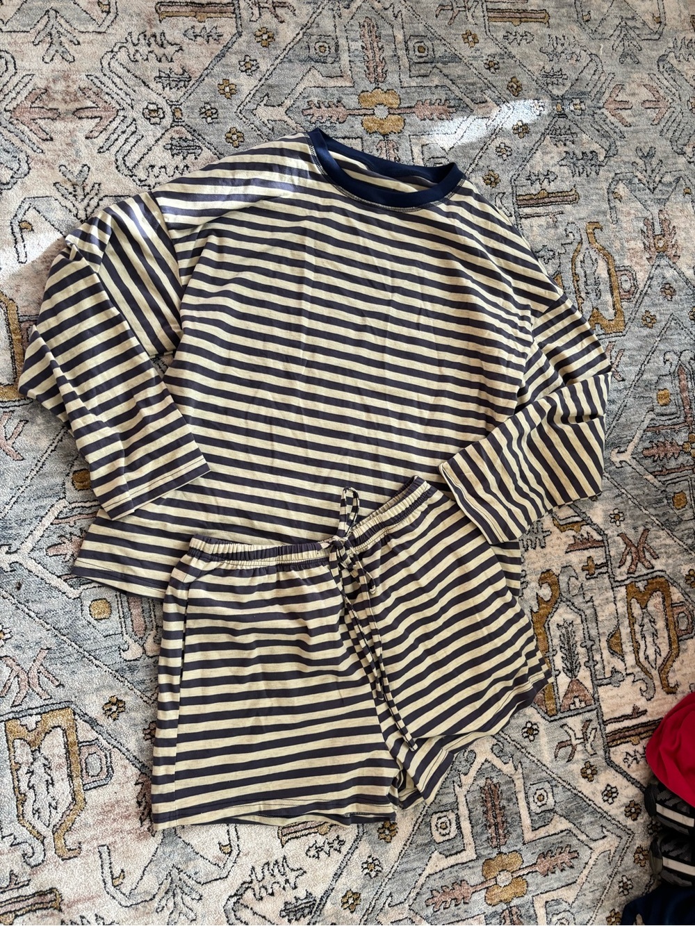Women’s striped Set Stripes Grey Yellow Lounge Wear Size Small Shorts Shirt